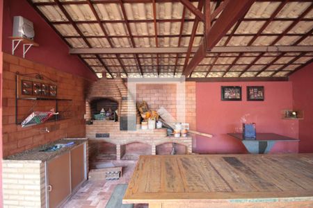 Casa à venda com 414m², 4 quartos e 3 vagasArea Gourmet