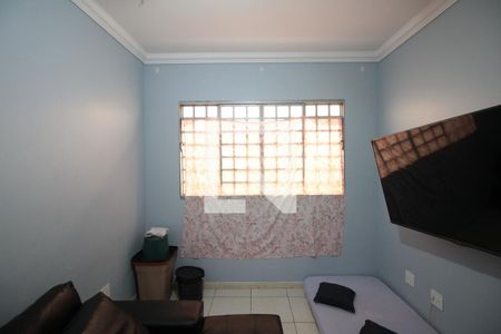 Casa à venda com 414m², 4 quartos e 3 vagasQuarto 2