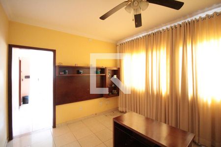 Sala de casa à venda com 4 quartos, 414m² em Planalto, Belo Horizonte