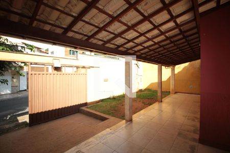 Casa à venda com 414m², 4 quartos e 3 vagasGaragem