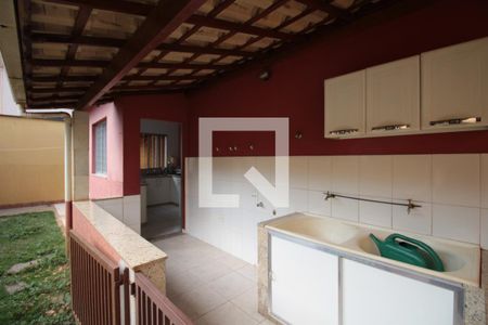 Casa à venda com 414m², 4 quartos e 3 vagasÁrea de Serviço