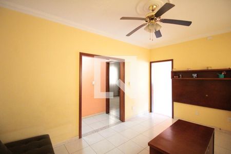 Sala de casa à venda com 4 quartos, 414m² em Planalto, Belo Horizonte