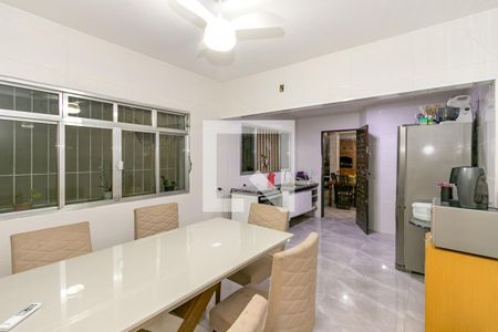 Casa à venda com 125m², 3 quartos e 2 vagasCopa/ Cozinha