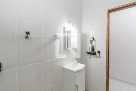 Casa à venda com 125m², 3 quartos e 2 vagasBanheiro