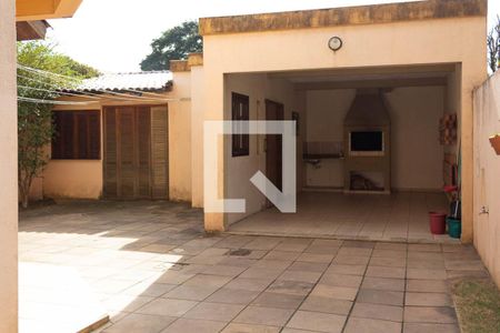 Casa à venda com 320m², 3 quartos e 2 vagas