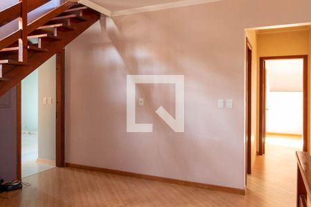 Casa à venda com 320m², 3 quartos e 2 vagas Casa à venda com 320m², 3 quartos e 2 vagasSala de TV