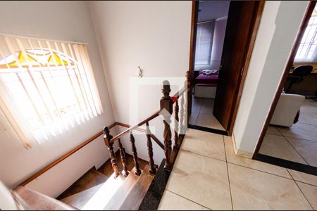 Casa à venda com 200m², 3 quartos e 2 vagasCorredor