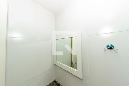 Apartamento à venda com 48m², 2 quartos e 1 vaga Apartamento à venda com 48m², 2 quartos e 1 vagaBanheiro