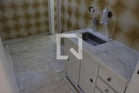 Cozinha de apartamento para alugar com 1 quarto, 41m² em Centro, São Vicente
