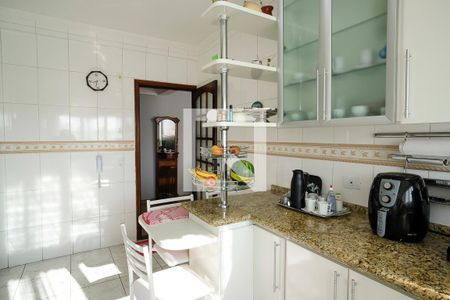 Apartamento à venda com 98m², 3 quartos e 3 vagasCozinha