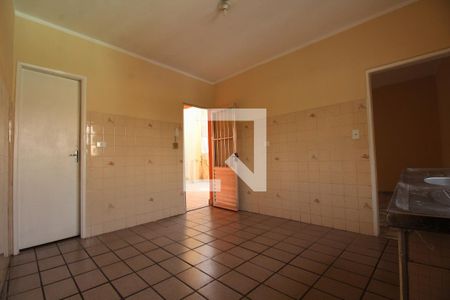 Sala/Cozinha de casa para alugar com 1 quarto, 40m² em Vila Leonor, São Paulo