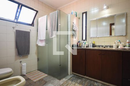 Casa para alugar com 580m², 3 quartos e 5 vagasBanheiro