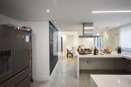 Casa para alugar com 580m², 3 quartos e 5 vagasCozinha