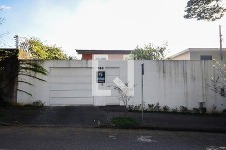 Casa para alugar com 580m², 3 quartos e 5 vagasFachada
