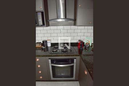 Casa à venda com 80m², 3 quartos e 2 vagasDetalhe da cozinha
