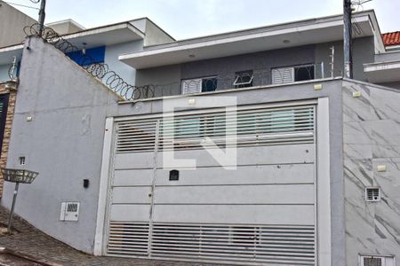 Casa à venda com 80m², 3 quartos e 2 vagasFachada