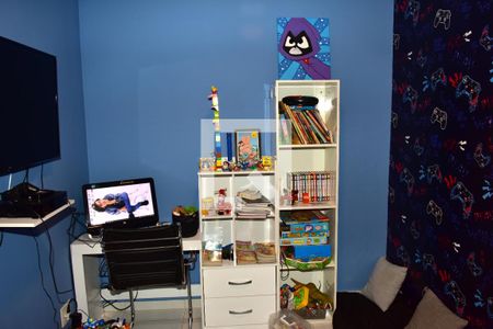Casa à venda com 80m², 3 quartos e 2 vagasQuarto 3