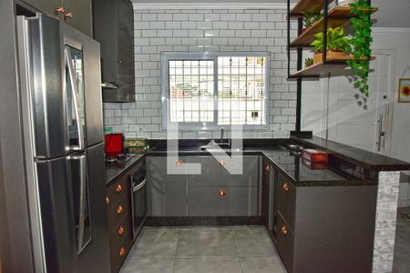 Casa à venda com 80m², 3 quartos e 2 vagasCozinha