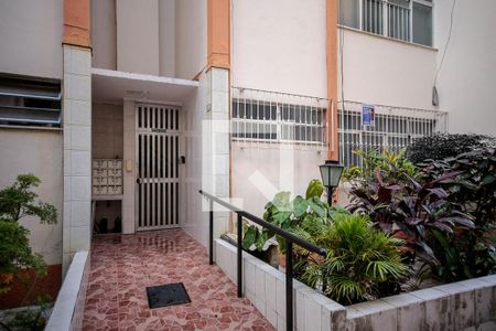 Apartamento à venda com 60m², 2 quartos e 1 vaga Apartamento à venda com 60m², 2 quartos e 1 vagaEntrada