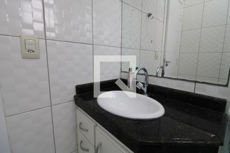 Casa à venda com 117m², 3 quartos e 2 vagasPia do banheiro