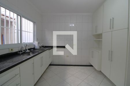 Casa à venda com 117m², 3 quartos e 2 vagasCozinha