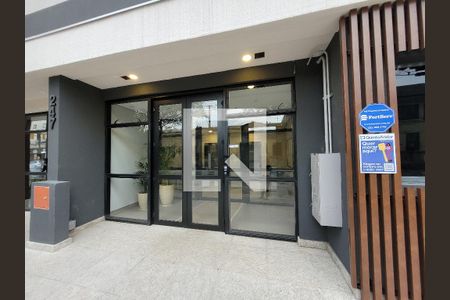 Studio à venda com 21m², 1 quarto e sem vaga Studio à venda com 21m², 1 quarto e sem vagaEntrada