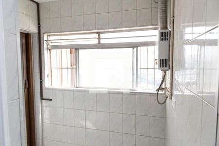 Apartamento para alugar com 70m², 3 quartos e 1 vagaÁrea de Serviço