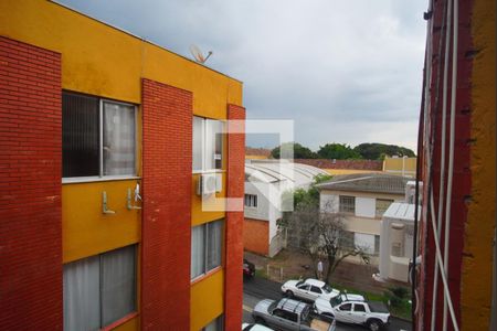 Sala _Vista  de apartamento à venda com 3 quartos, 90m² em Navegantes, Porto Alegre