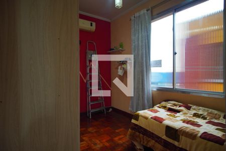 Quarto 1 de apartamento à venda com 3 quartos, 90m² em Navegantes, Porto Alegre