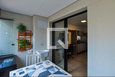 Studio à venda com 35m², 1 quarto e sem vaga Studio à venda com 35m², 1 quarto e sem vagaVaranda