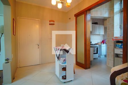 Sala  de apartamento à venda com 3 quartos, 90m² em Navegantes, Porto Alegre