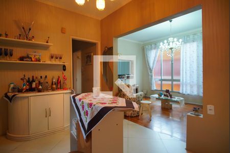 Sala  de apartamento à venda com 3 quartos, 90m² em Navegantes, Porto Alegre