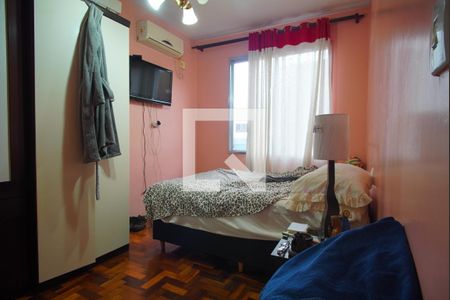 Quarto 2 de apartamento à venda com 3 quartos, 90m² em Navegantes, Porto Alegre