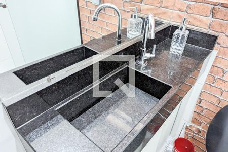 Casa à venda com 338m², 2 quartos e 8 vagas Casa à venda com 338m², 2 quartos e 8 vagasBanheiro da suíte 3