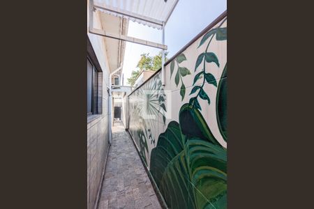 Casa à venda com 338m², 2 quartos e 8 vagas Casa à venda com 338m², 2 quartos e 8 vagasÁrea de serviço