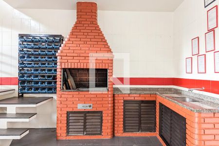 Casa à venda com 338m², 2 quartos e 8 vagas Casa à venda com 338m², 2 quartos e 8 vagasChurrasqueira