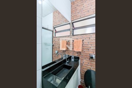 Casa à venda com 338m², 2 quartos e 8 vagas Casa à venda com 338m², 2 quartos e 8 vagasBanheiro da suíte 3