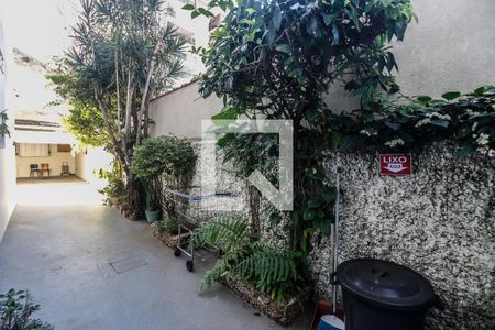 Apartamento à venda com 109m², 3 quartos e 1 vagaÁrea comum