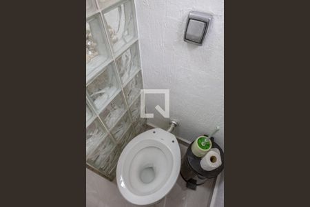 Lavabo de casa para alugar com 4 quartos, 250m² em Vila Romana, São Paulo