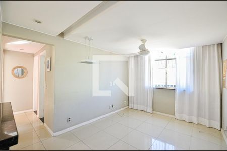 Sala de apartamento para alugar com 2 quartos, 60m² em Largo do Barradas, Niterói