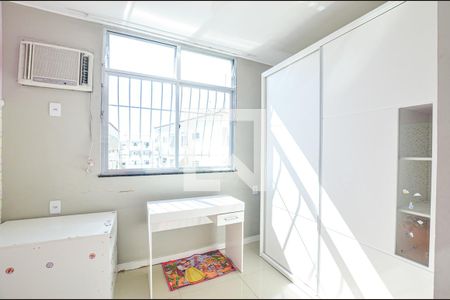 Quarto 2 de apartamento para alugar com 2 quartos, 60m² em Largo do Barradas, Niterói