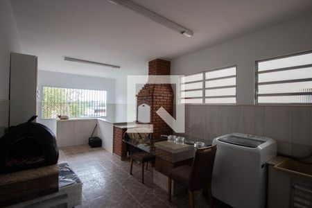 Casa à venda com 120m², 3 quartos e 2 vagasÁrea de Serviço