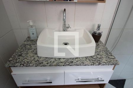 Casa à venda com 120m², 3 quartos e 2 vagasBanheiro da Suíte