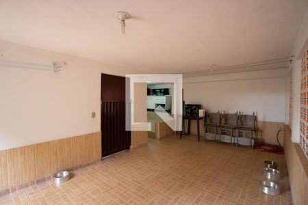 Casa à venda com 120m², 3 quartos e 2 vagasSub Solo