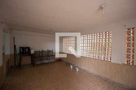 Casa à venda com 120m², 3 quartos e 2 vagasSub Solo