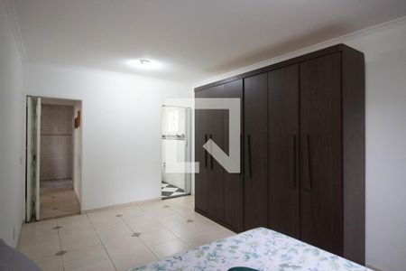 Casa à venda com 120m², 3 quartos e 2 vagasSuite 