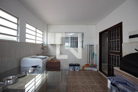 Casa à venda com 120m², 3 quartos e 2 vagasÁrea de Serviço