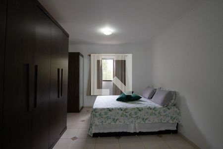 Casa à venda com 120m², 3 quartos e 2 vagasSuite 