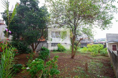 Casa à venda com 120m², 3 quartos e 2 vagasQuintal