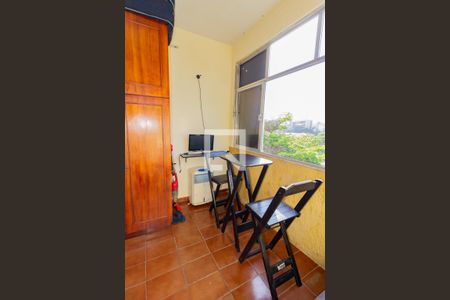 Detalhe da sala/quarto  de apartamento à venda com 1 quarto, 20m² em Leblon, Rio de Janeiro